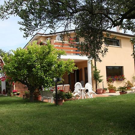 شقة La Collina Del Riccio أورتونا المظهر الخارجي الصورة